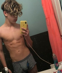 Random Selfies Twink Tube 60e7a986d24a7.png
