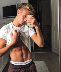 Random Selfies Twink Tube 60e7a99ded8fc.png