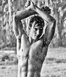 A Plethora Of  Random Black And White Images 60f0df1ae53e6.jpg