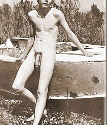 A Plethora Of  Random Black And White Images 60f0df5d843e9.jpg