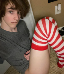 So many selfies I almost went blind trying to post them 60f230666fcb2.png