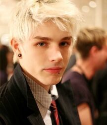 Luke Worrall Bad Boy Supper Model 610730e9de0c9.jpg