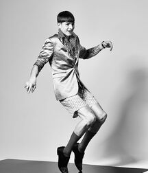 Luke Worrall Bad Boy Supper Model 61073101012ee.jpg