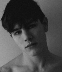 Luke Worrall Bad Boy Supper Model 6107461d576ee.jpg