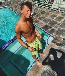 Experiment Twink Tube 6119a3a8255f6.jpeg