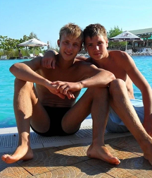 Pretty Cute Boys Porn 613a98cd71198.png