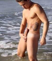 Inside And Outside Gay Porn 613d44cbba2fb.jpg