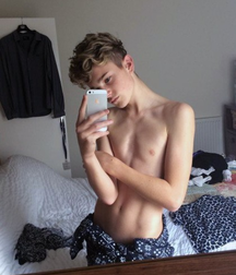 No Theme Gay Porn 6142897b14b06.png