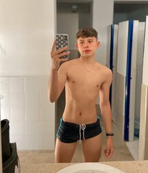 Puzzles Gay Porn 616b480d6d579.jpg
