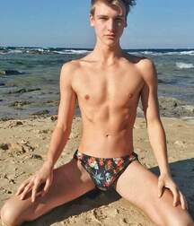Not A Meatless Monday Twink Tube 618079c8ec2f4.jpg