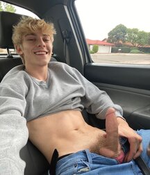 Elephant Walk Gay Porn 618719039da8e.jpg