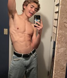 Junge Schwänzegay porn 6199be75a13e0.jpg