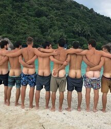 Not A Meatless Monday Delicious Twinks 61ef3d633d46a.jpg