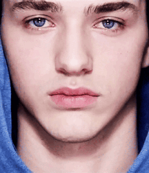 Not A Meatless Monday Delicious Twinks 61ef43d3184ce.gif