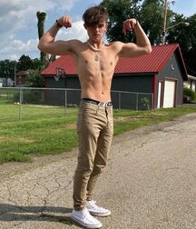 Not A Meatless Monday Delicious Twinks 61ef4e23c278c.jpg