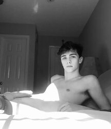 Wanking Wednesday Smooth Teen Boy Porn 628ee47ec9903.jpg