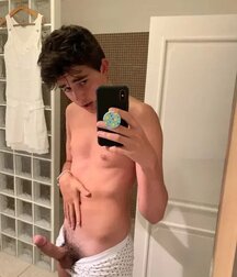 Wanking Wednesday Smooth Teen Boy Porn 628ee52dcdfe3.jpg