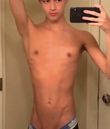 Wanking Wednesday Smooth Teen Boy Porn 628eebbee3ec3.jpg
