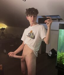 Twink Tushy Tuesday Smooth Boy Porn 62a7e5c149003.jpg