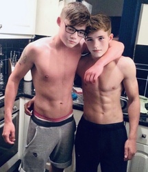 Hotties. Hot teens and twinks shirtless 61558ce11dcbf.jpeg