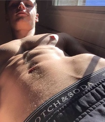 Nice chest 57418436c3d0b.jpg