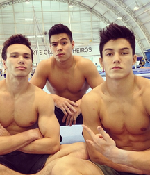 Zac (almost) naked 57c74859c6fba.png
