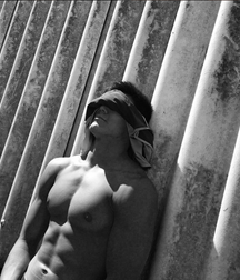 Zac (almost) naked 57c7485ac8c12.png