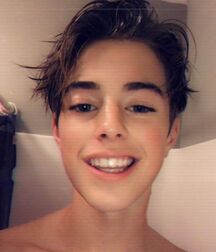 Lads I like twink tube selfies 60e091b16025a.jpg
