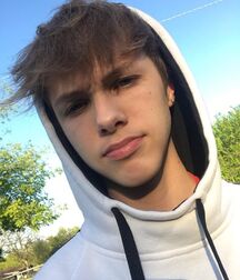 Lads I like twink tube selfies 60e091fb647bd.jpg