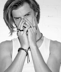 Lads! Twink Tube Boys 60e0e22e7a64f.jpg