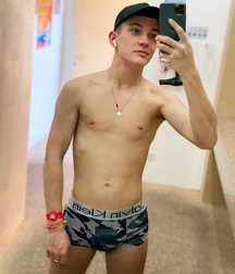 The Boys Twink Tube Selfies 60f85a4198822.jpg