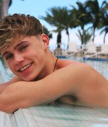 model boys megamix porn 60dda6896e78b.jpg