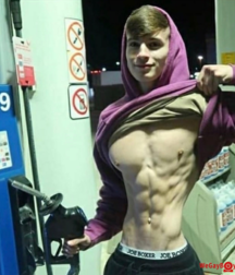 Muskel boys Twink Tube 60ddb72807eb2.png