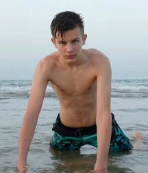 super lads twink tube 61198256bb9c2.jpg