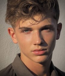Stuff I like twink tube 60e07a6d6b41f.jpg