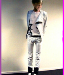 Door's Open... Gay Boys Twink Tube 618acf44c3f08.png