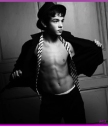 A Lot Of Problems With This Set Twink Porn 61d1e8353b6cb.png