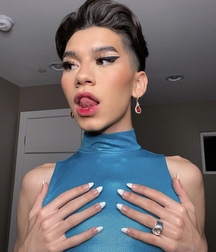 Pretty boys Porn bubble butt 61222ba5dc314.jpg