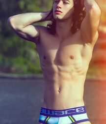 GIANNI REYES ART COLLECTION TWINK TUBE 60fa8a9f8ba41.jpg