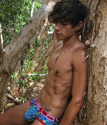ENRICO LAVIGNE - Boy Porn Beauty 6105800c9a63a.jpg