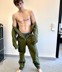 Twink Tube Ron Levi - American Model 61067e7f53d53.jpg