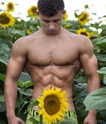 ALEX JECHEV - PROFESSIONAL MODEL AND BODYBUILDER  6113cca354f5c.jpg