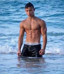 ALEX JECHEV - PROFESSIONAL MODEL AND BODYBUILDER  6113cdc3979c1.jpg
