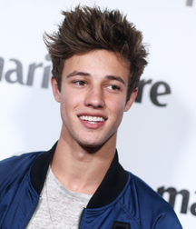 CAMERON DALLAS Very Nice Pictures Twink Tube 6113fbe8da059.jpg