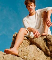 CAMERON DALLAS Very Nice Pictures Twink Tube 6113fc26803fb.jpg