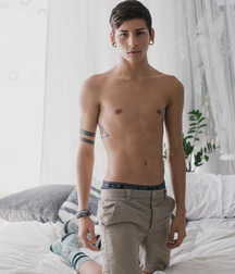 AIDEN GARCIA - PHOTOSHOOT 6114e28af28a8.jpg