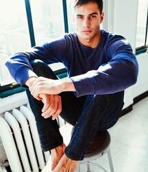 CHRIS DELBECK - AMERICAN MODEL 611a52b6a7da1.jpg