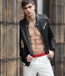 CHRIS DELBECK - AMERICAN MODEL 611a52bbd0ca2.jpg