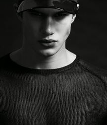 CHRIS DELBECK - AMERICAN MODEL 611a52e3e9b57.jpg
