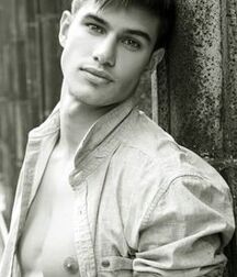 CHRIS DELBECK - AMERICAN MODEL 611a52ea89c01.jpg